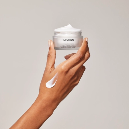 Medik8 - Total Moisture Daily Facial Cream - Intensywnie Nawilżający Krem do Twarzy - 50ml  OUTLET