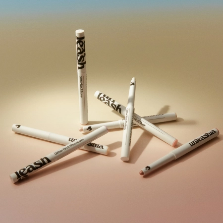 Unleashia - Pretty Easy Glitter Stick - Brokatowa Kredka do Oczu - 2 Flutter - 0,7g
