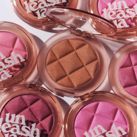 Unleashia - Dough Dough Waffle Blush - Aksamitny Róż do Policzków - 1 Peachy Batter - 7g