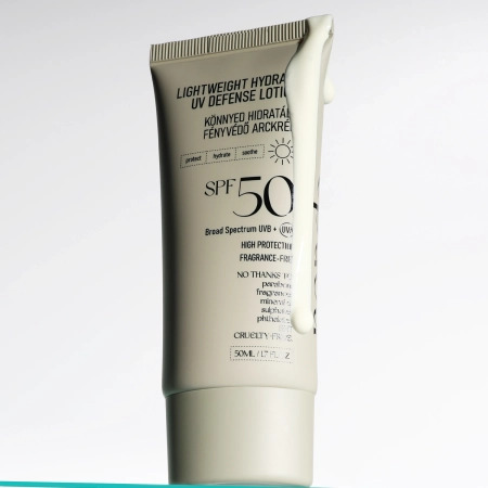Nerds. - Lightweight Hydrate UV Defense Lotion SPF50 - Nawilżający Krem Przeciwsłoneczny SPF50 - 50ml