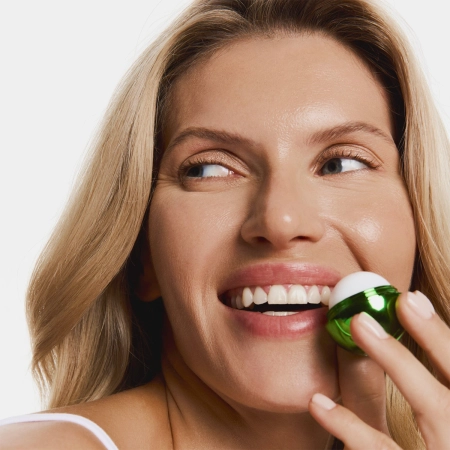 SunewMed+ - Pear Kiss - Nawilżający Balsam do Ust - 13g