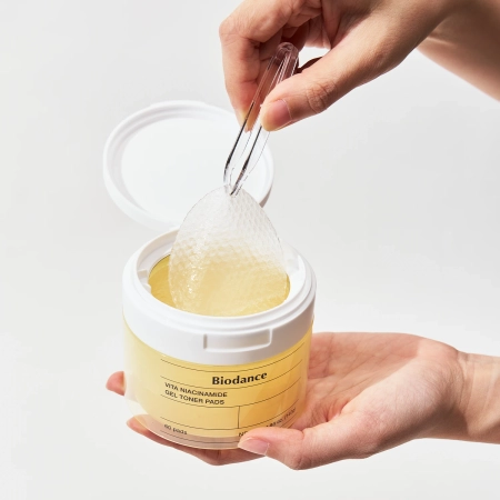 Biodance - Vita Niacinamide Gel Toner Pads - Rozświetlające Płatki do Twarzy - 60szt